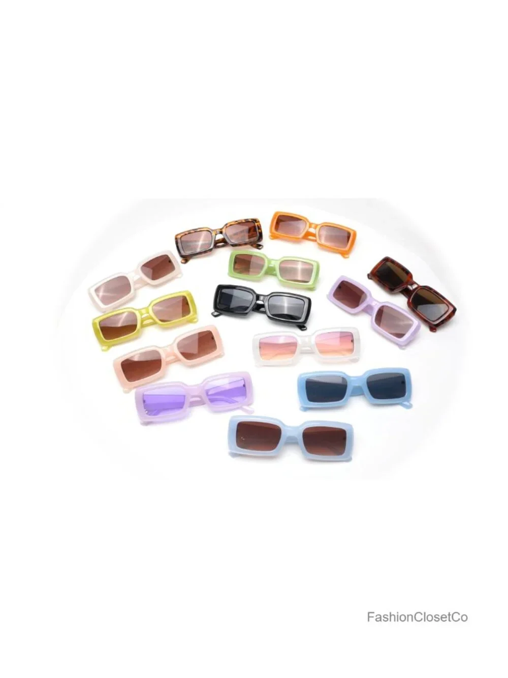 Retro Rectangle Sunglasses for Women Men UV400 Protection Chunky Frame